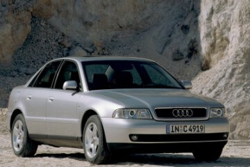 אודי A4&rlm;&nbsp;1995-2001