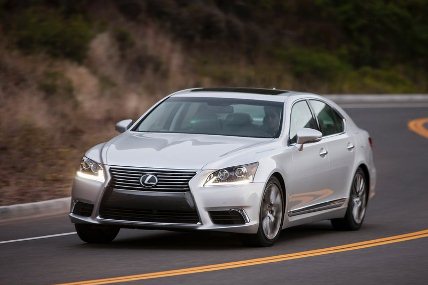 לקסוס LS460