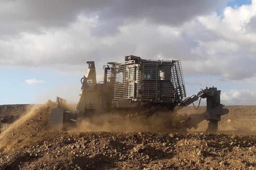 לצפייה בכתבה הפנדה האוטונומית שמשנה את זירת הקרב