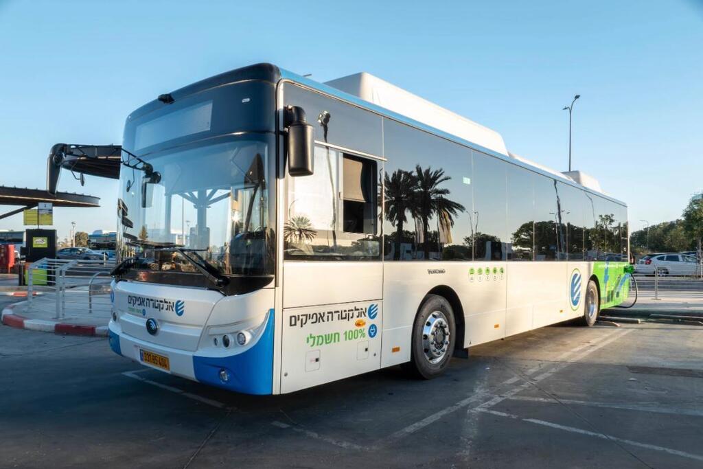 לצפייה בכתבה "ייתכן שלא תהיה ברירה אלא לגייס נהגי אוטובוס זרים"
