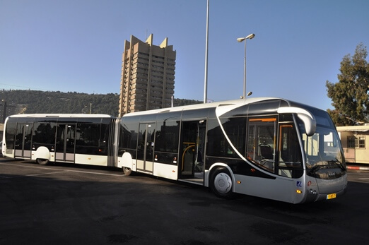 פקחי עיריה יאכפו נסיעה בנתיב תחבורה ציבורית