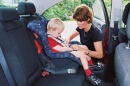 מדריך: אמצעים למניעת שכחת ילד ברכב