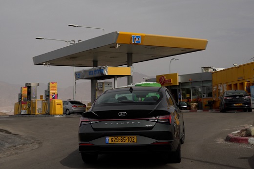 כשהדלק מתייקר: הרכבים החדשים שיחסכו בהוצאות