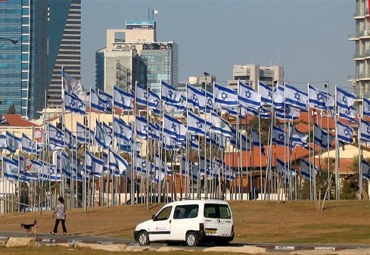 חוגגים עצמאות: רכבים בסימן 74