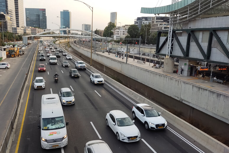 למרות בעיות המלאי: יותר מרבע מיליון רכבים חדשים ב-2022