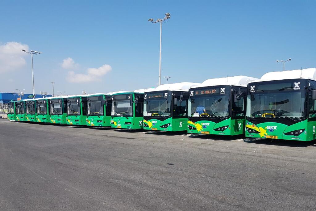 לצפייה בכתבה מאחורי ההגה: יום בחייו של נהג אוטובוס ציבורי