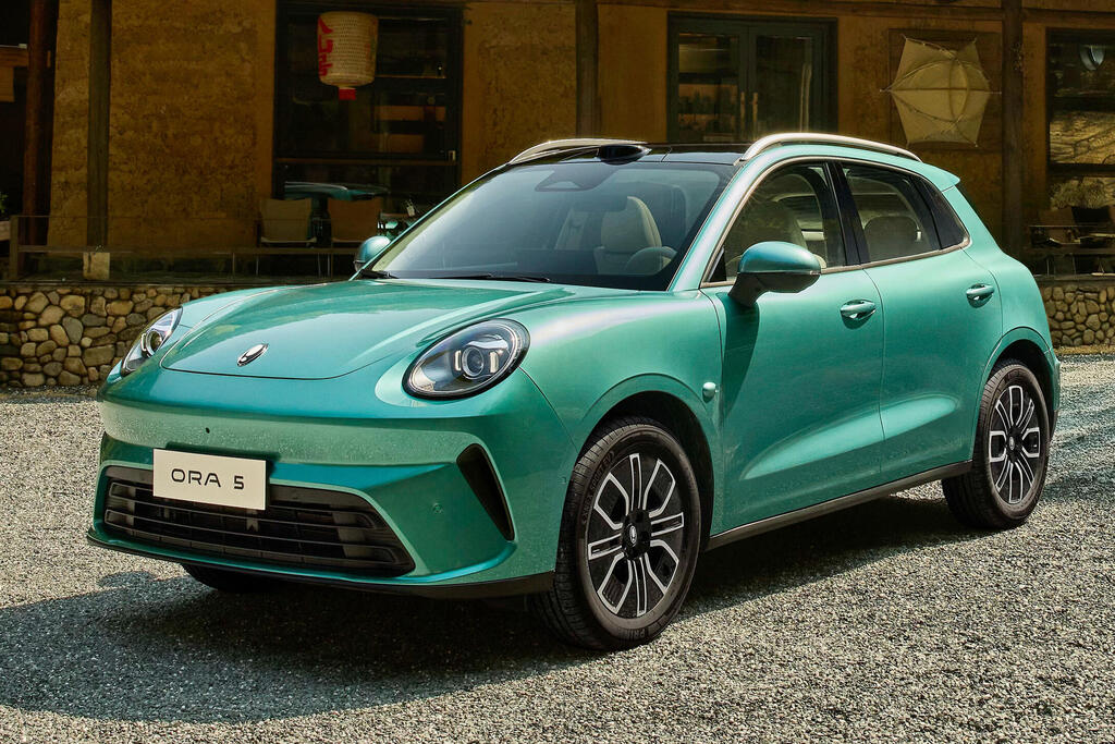 באיחור ניכר: לאורה יש סוף סוף רכב פנאי