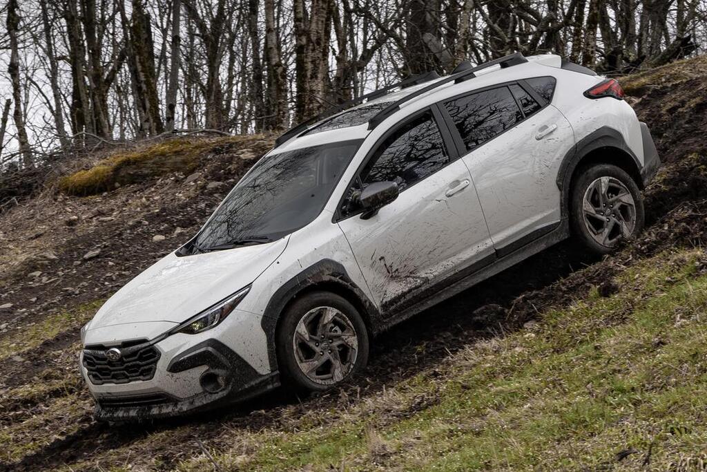 ועכשיו, עם קצת יותר כוח: סובארו מעדכנת קרוסטרק