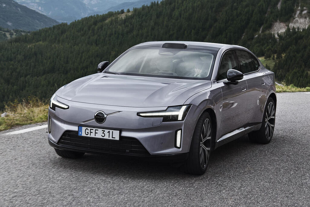 באיחור, במחיר נמוך מהמתוכנן: וולוו ES90 הגיעה