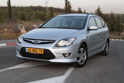 יונדאי i30CW סטיישן 1.4 ידנית - מבחן רכב