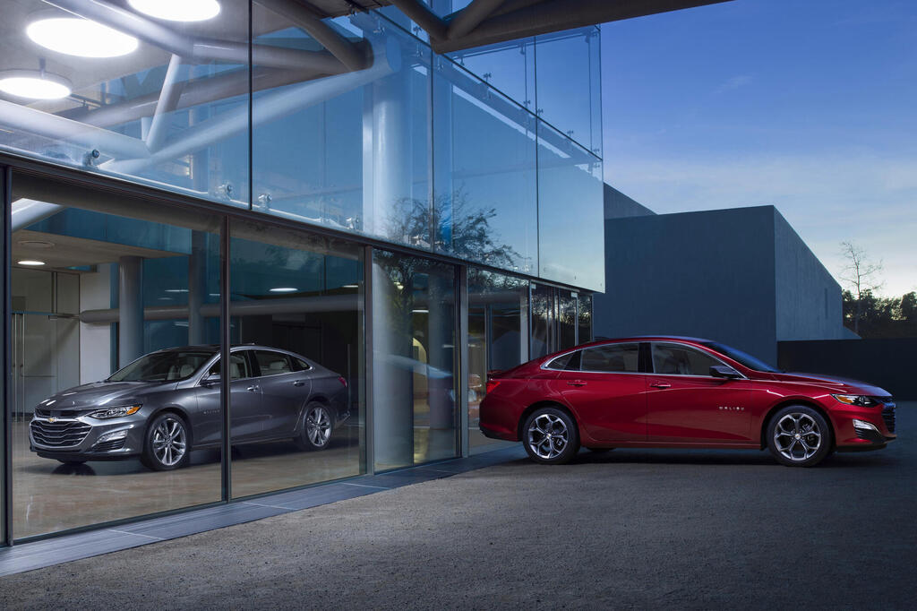 שינוי כיוון: האמריקאיות שוקלות חזרה לסדאן