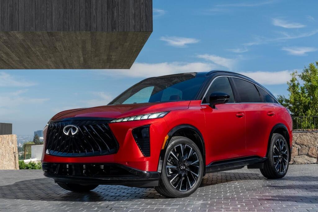 חוזרת למקורות: אינפיניטי הציגה פנאי ספורטיבי