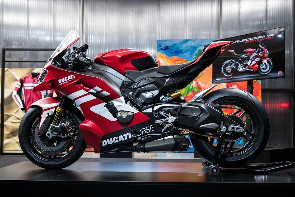 ימאהה מחזירה את העירום, דוקאטי מפציצה וק.ט.מ מחדשת