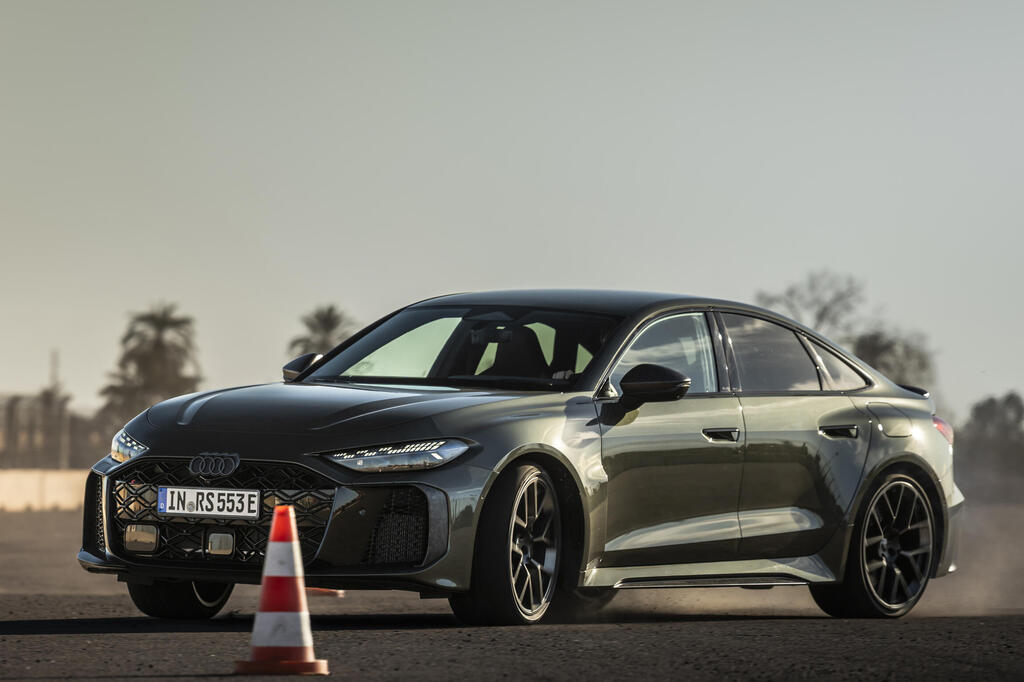 מתחברת לשקע: אודי תשווק גם אצלנו RS5 חדשה