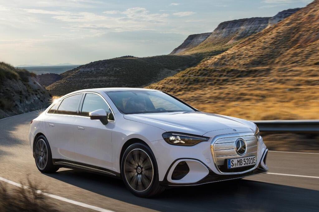 לראשונה על חשמל ועם 762 ק"מ טווח: מרצדס הציגה C-קלאס חדשה