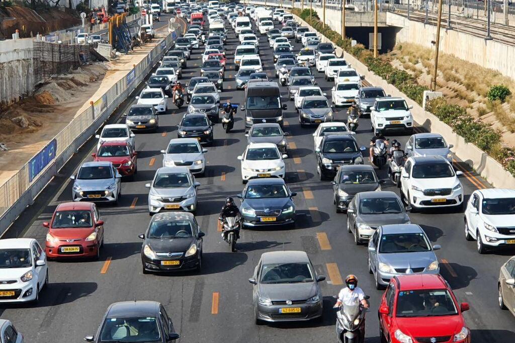 חגיגת מכירות: שוק הרכב בעלייה, והסינים חוגגים