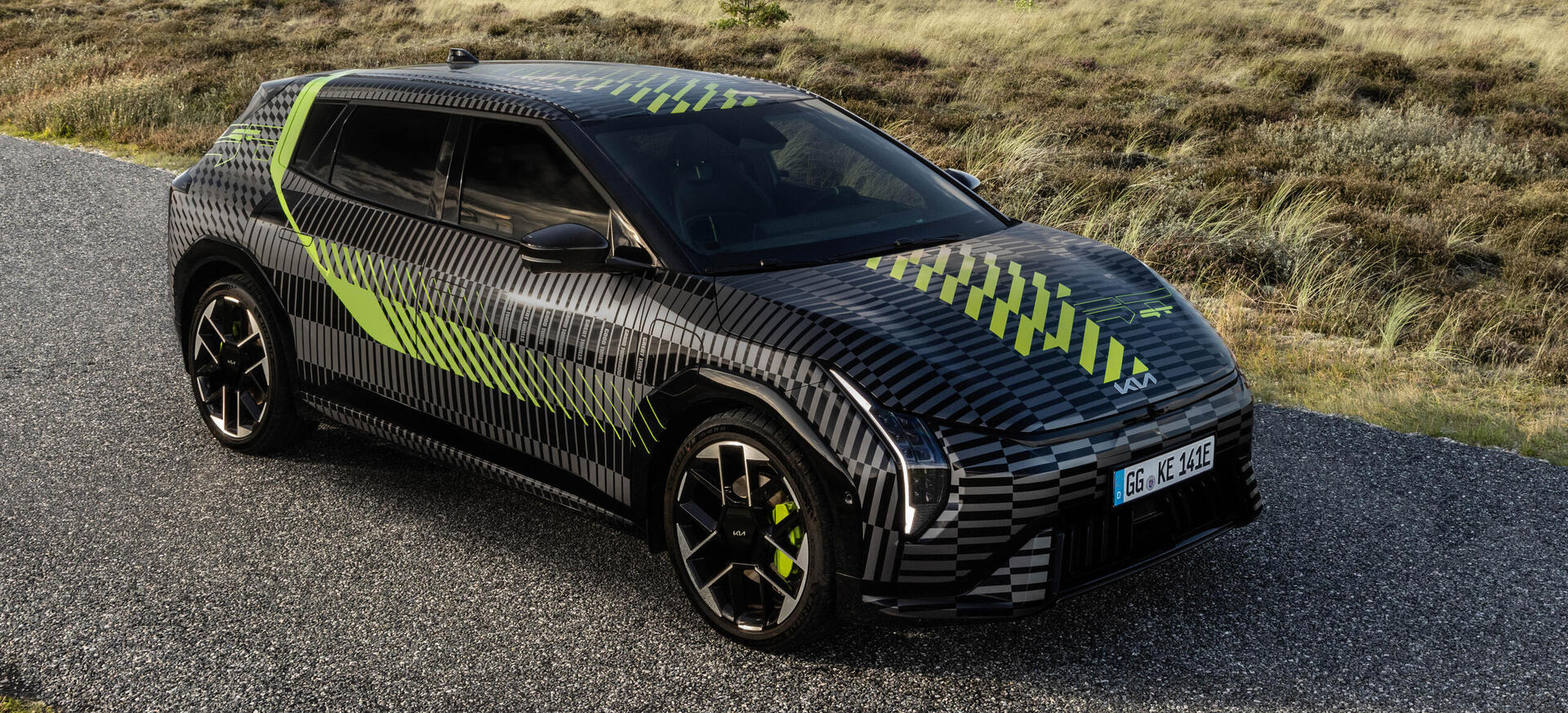 משפחתית, חשמלית וביצועיסטית: קיה הציגה EV4 GT