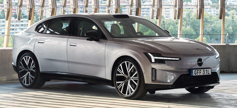 וולוו ES90 (נהיגה ראשונה) – שבדיה מול גרמניה, בעזרת סין