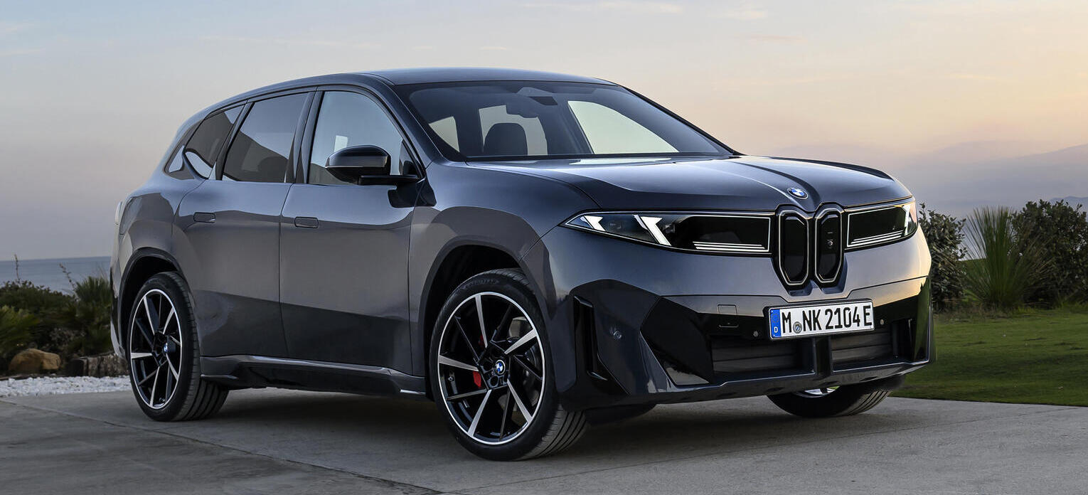 ב.מ.וו iX3 (נהיגה ראשונה) – חוזרת לצמרת