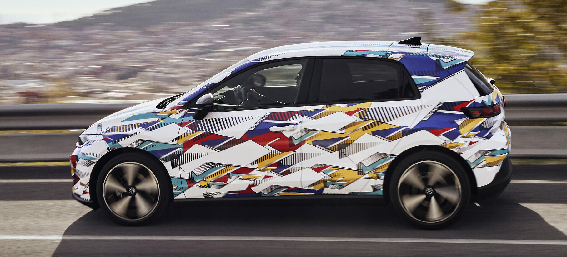 פולקסווגן ID פולו (נהיגה ראשונה) – רוצה לחזור למקורות