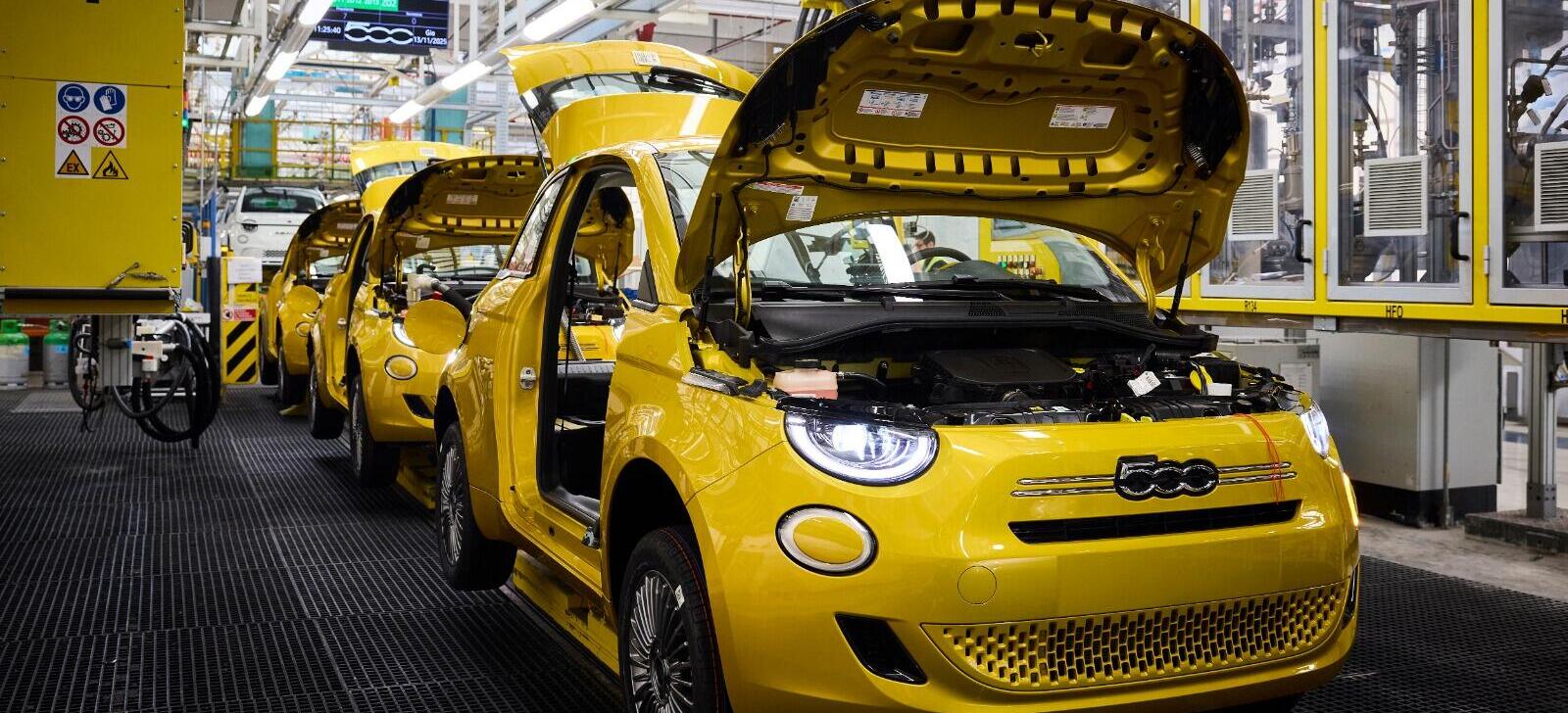 מחיר החשמל: סטלנטיס תמחק לא פחות מ-22 מיליארד אירו