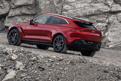 אסטון מרטין DBX ג'יפון