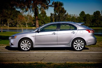 מיצובישי לאנסר ראלי ארט - iCar