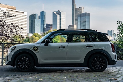 מיני קאנטרימן iCar