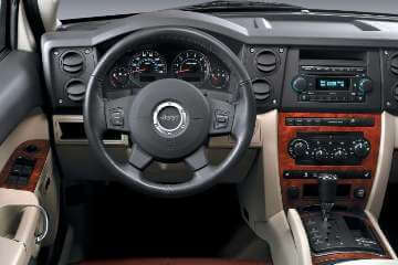 ג'יפ קומנדר