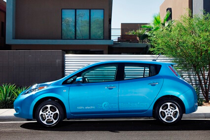 ניסאן ליף iCar