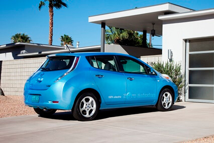 NISSAN LEAF