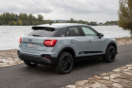 אודי Q2 תמונת אחור