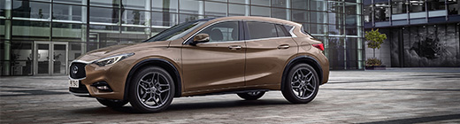 אינפיניטי Q30 אינפיניטי Q30
