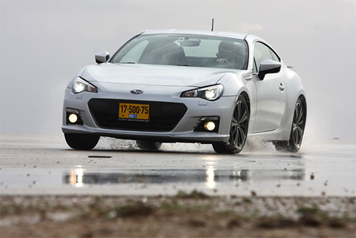 סובארו BRZ