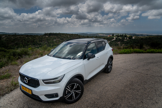 וולוו XC40