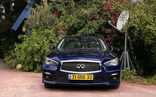 אינפיניטי Q50