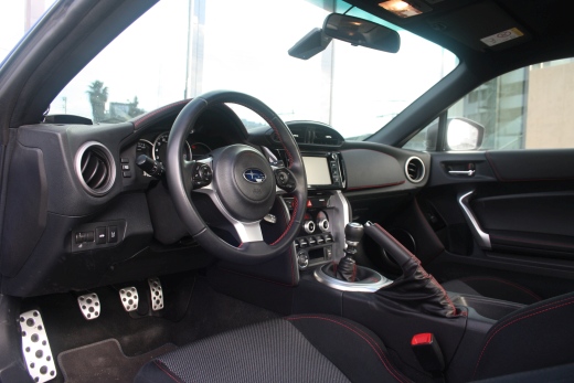 סובארו BRZ סובארו BRZ