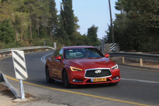 אינפיניטי Q60 אינפיניטי Q60