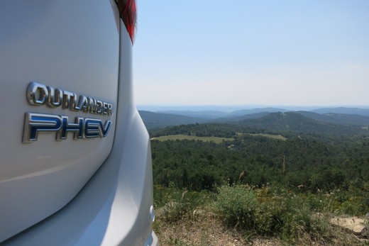מיצובישי אאוטלנדר PHEV מיצובישי אאוטלנדר PHEV