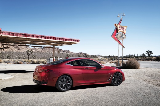 אינפיניטי Q60 אינפיניטי Q60