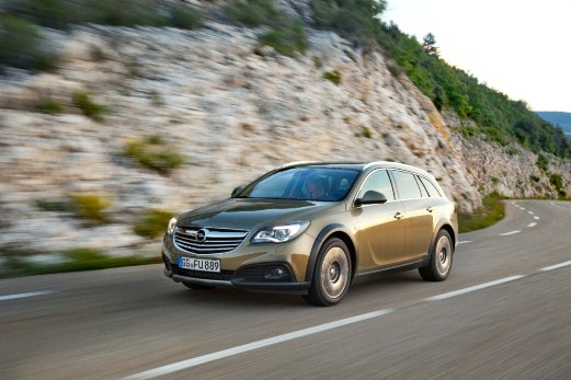 אינסיגניה country tourer icar