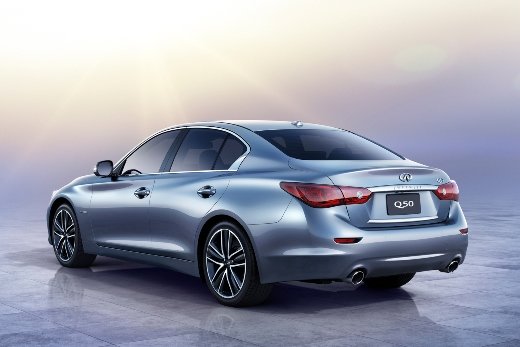 אינפיניטי Q50