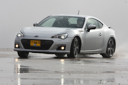 סובארו BRZ